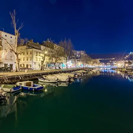 Apartman Mirrors Fiume